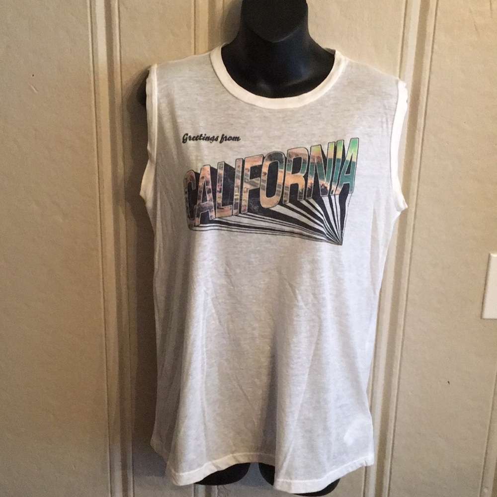 Graphic Muscle Women’s size Medium